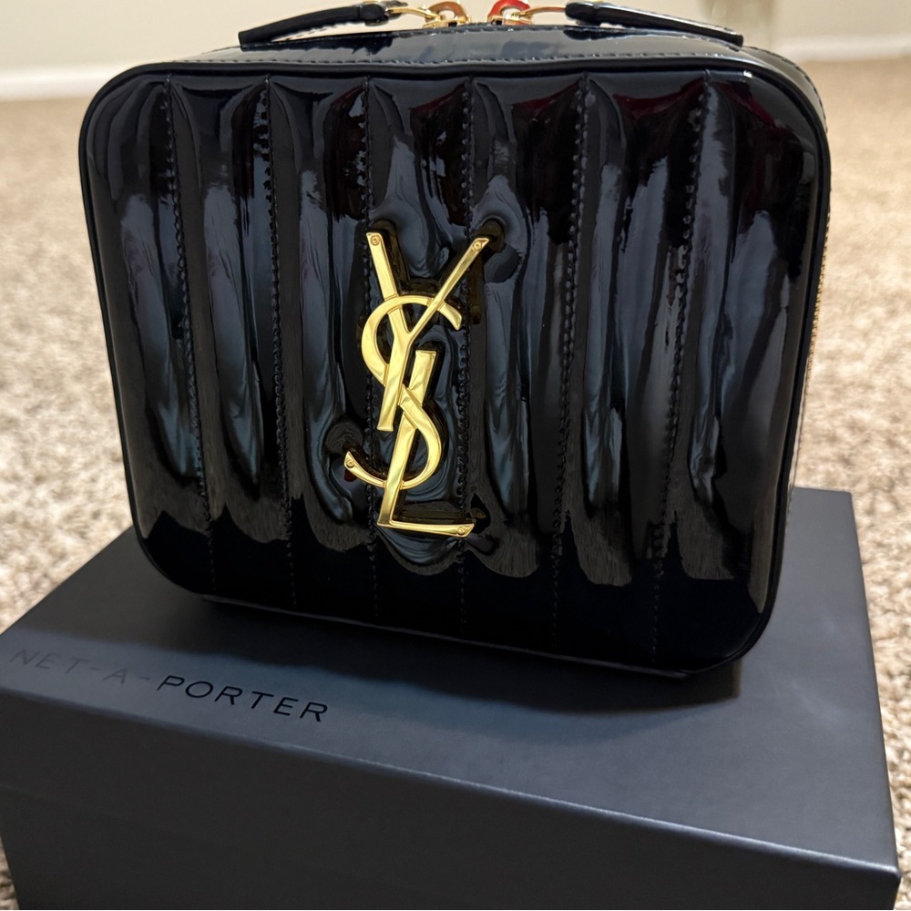 Saint Laurent Patent Leather Black Vicky Belt Bag